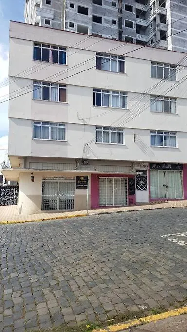Apartamento Com 3 Quartos! 7 Camas No Centro Lages 0*,  Brazilië